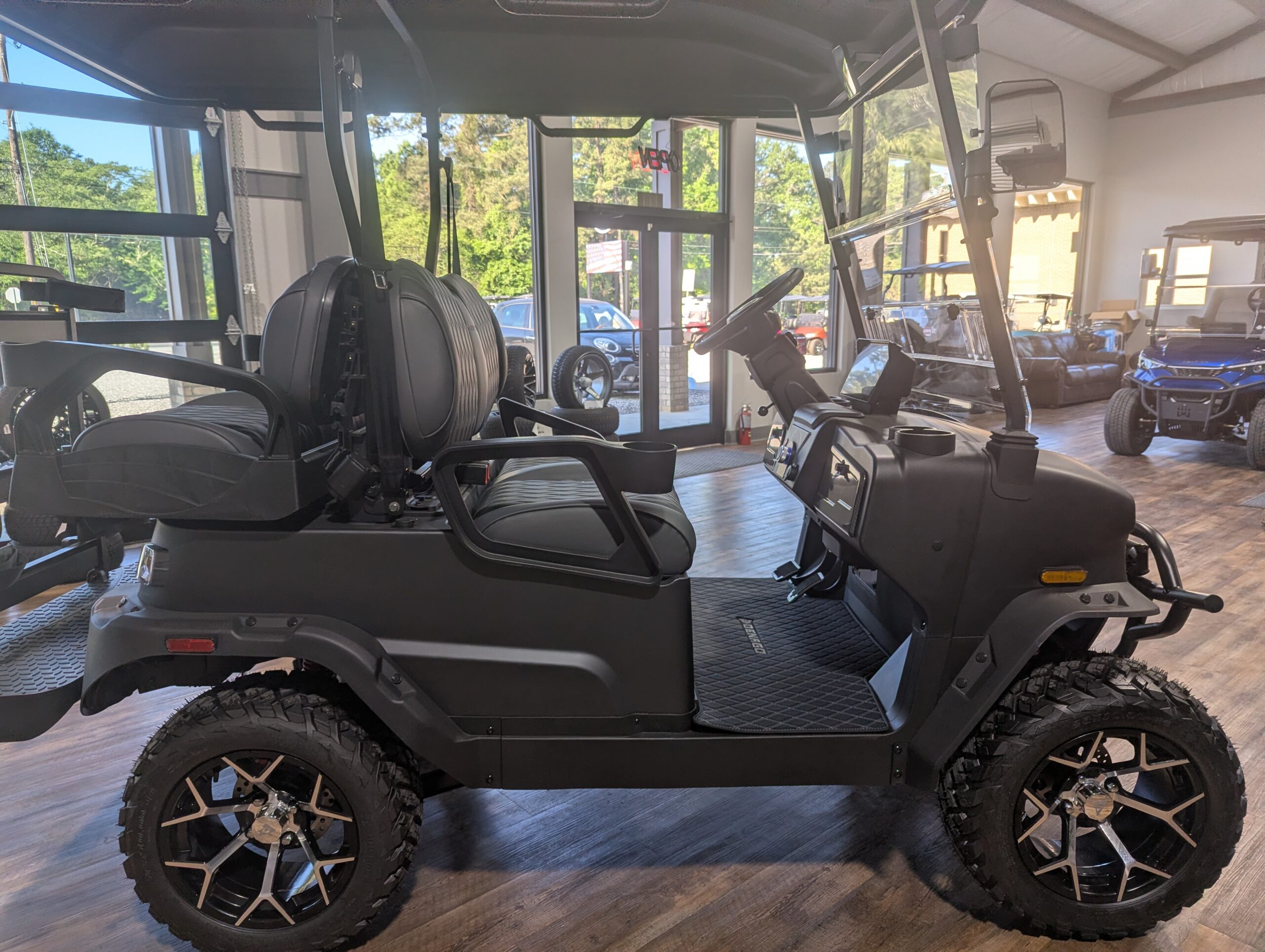
								2026 Denago EV Nomad XL full									