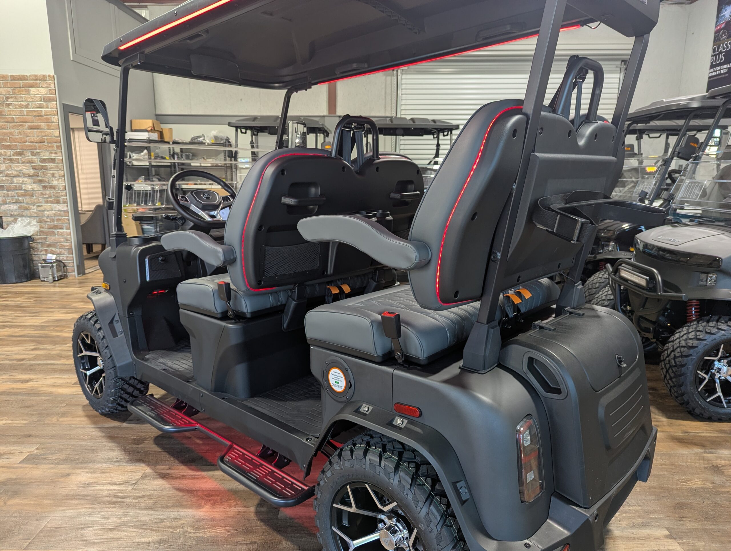 
										2026 Denago EV Rover XL full									