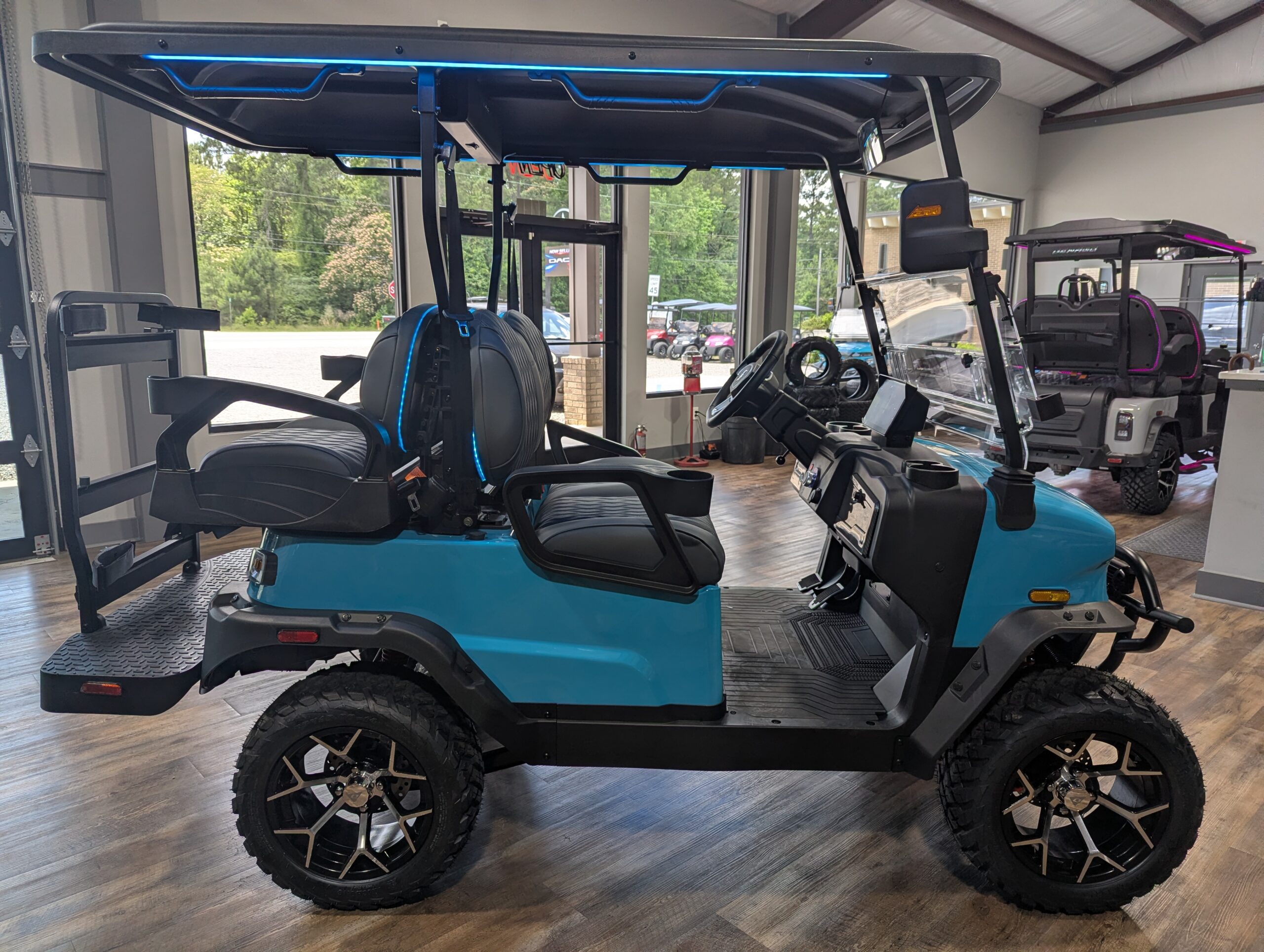 
								2026 Denago EV Nomad XL full									