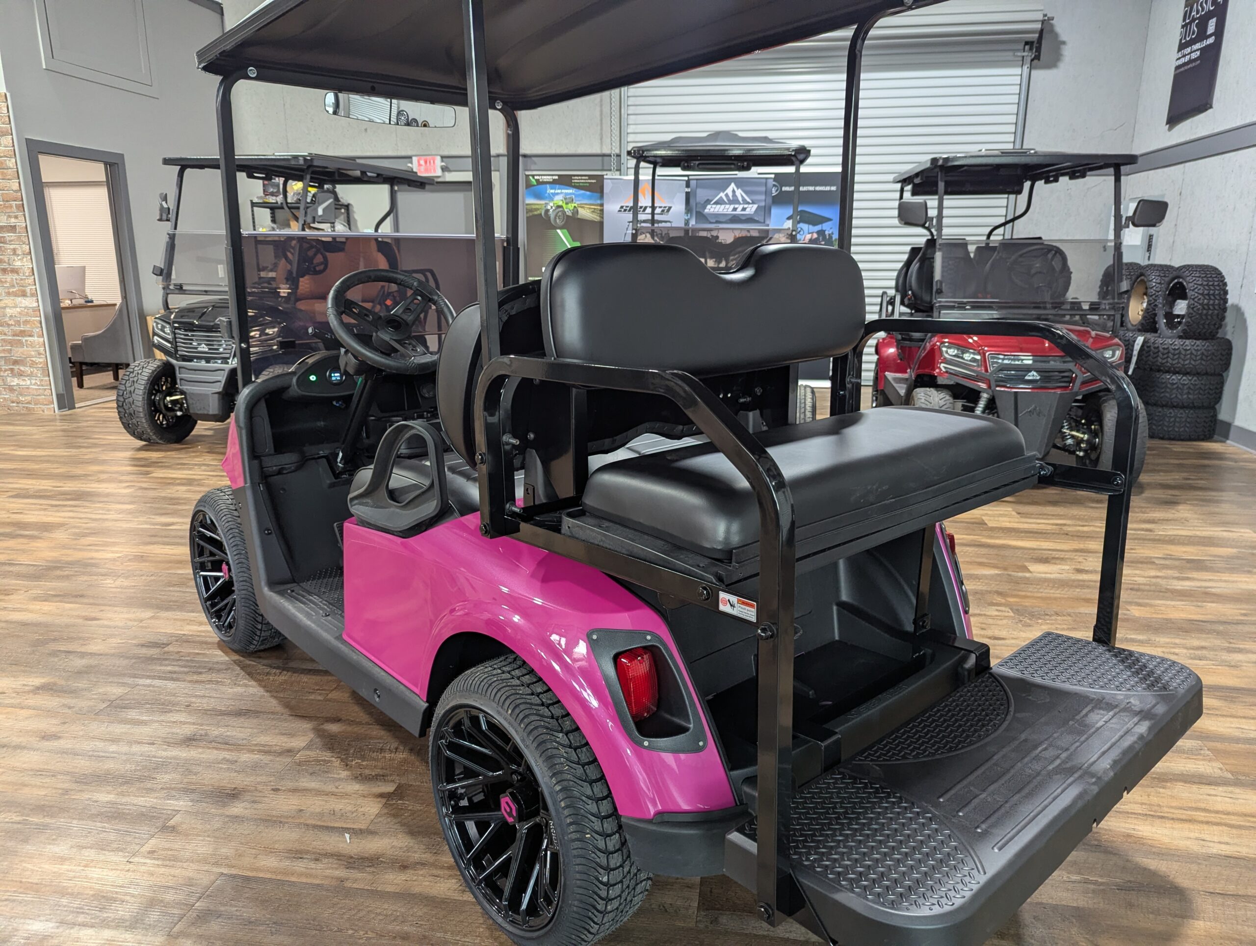 
								2021 E-Z-GO RXV full									