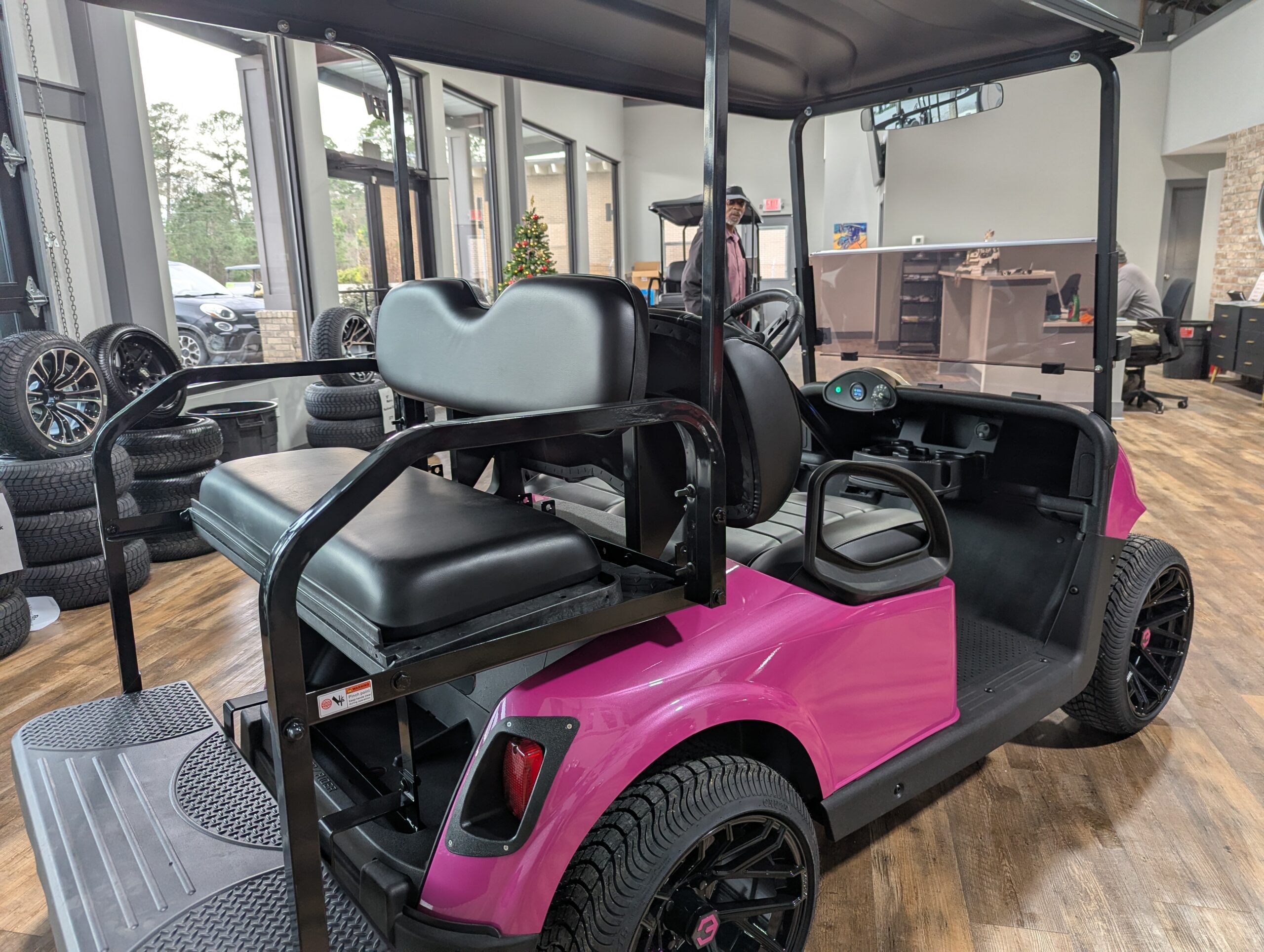 
								2021 E-Z-GO RXV full									