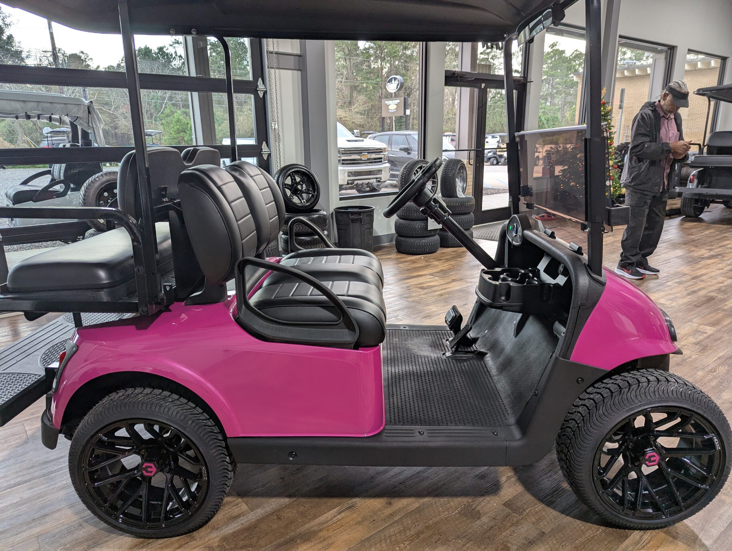 
								2021 E-Z-GO RXV full									