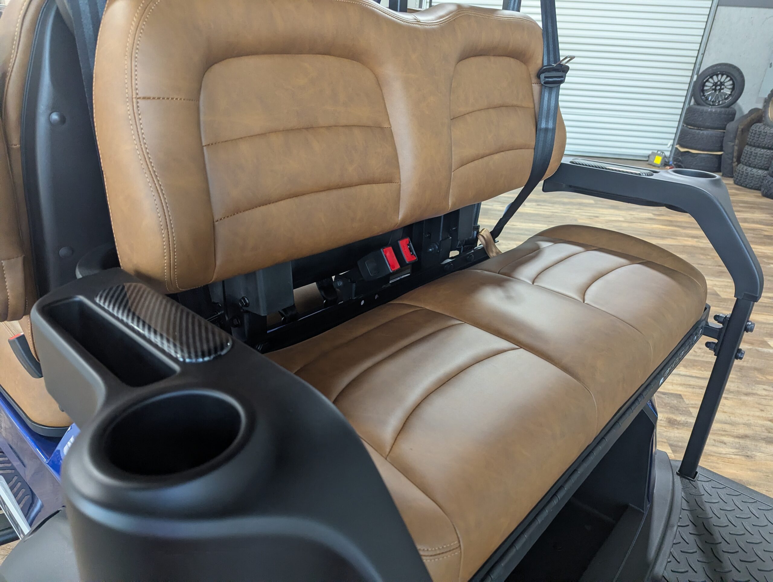 
								2026 Dach Falcon2+2 full									