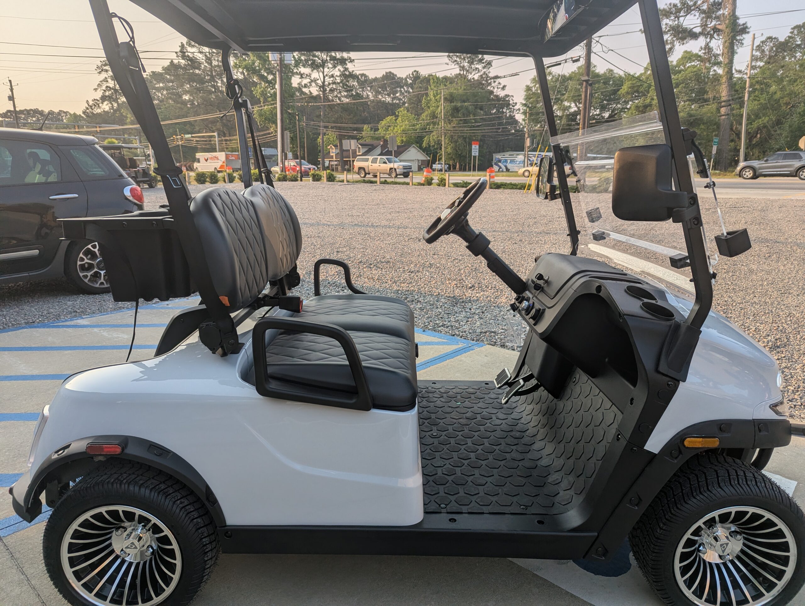 
								2026 Denago EV Nomad full									