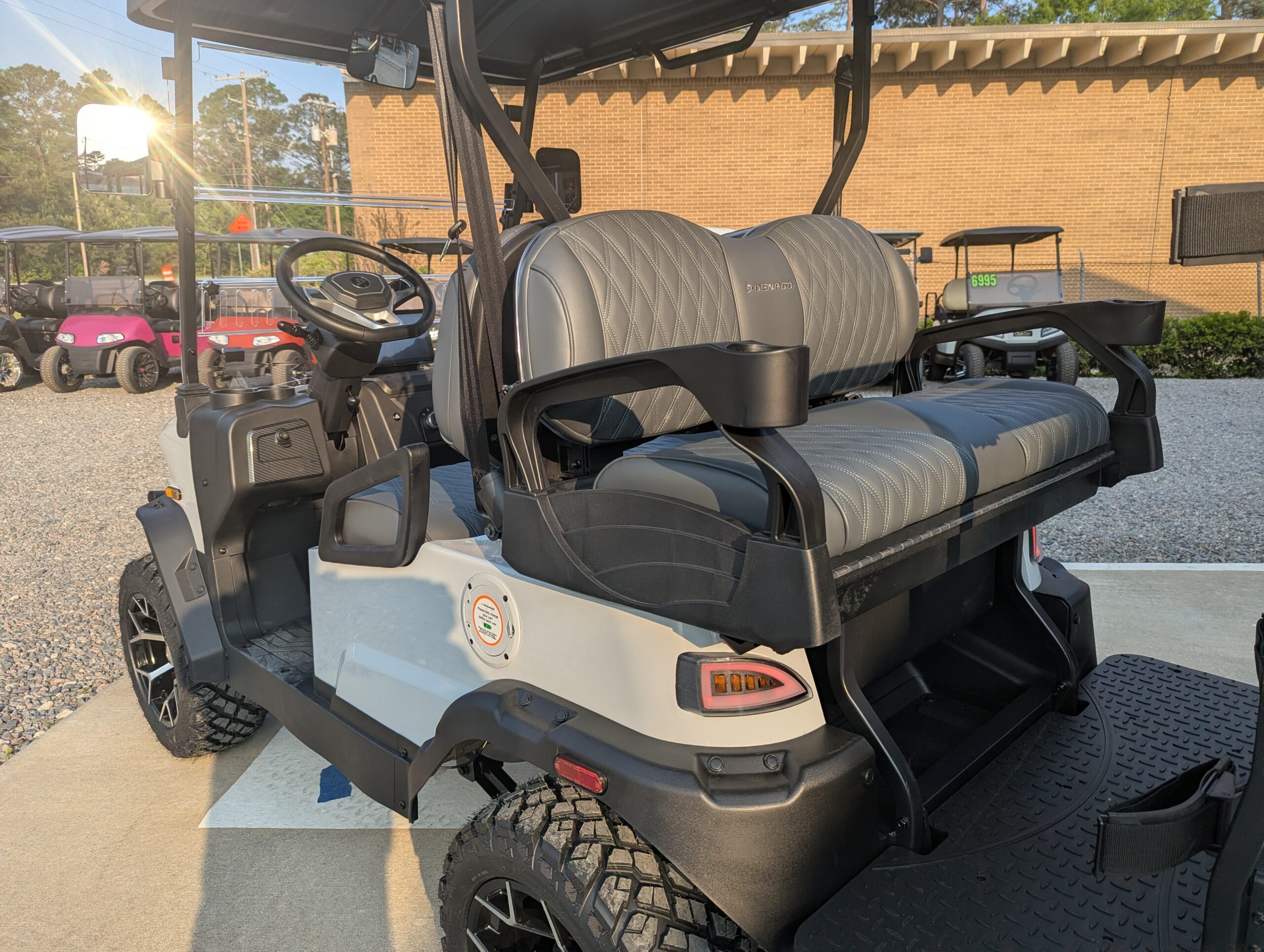 
								2026 Denago EV Nomad XL full									