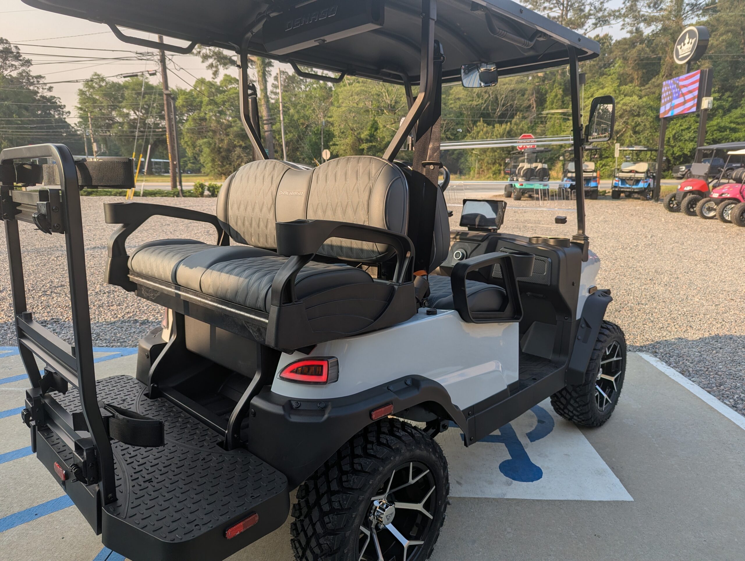 
								2026 Denago EV Nomad XL full									