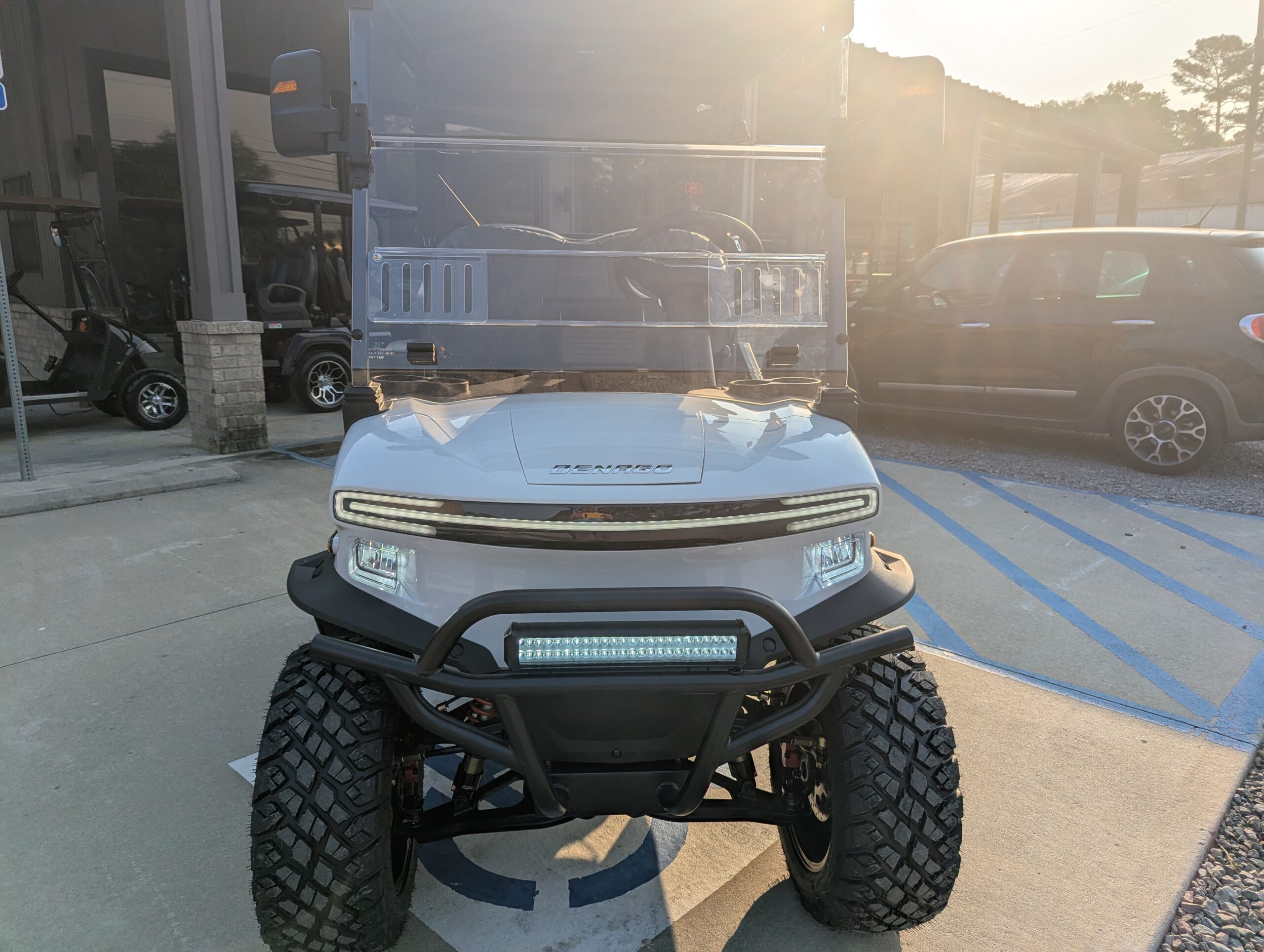 
								2026 Denago EV Nomad XL full									