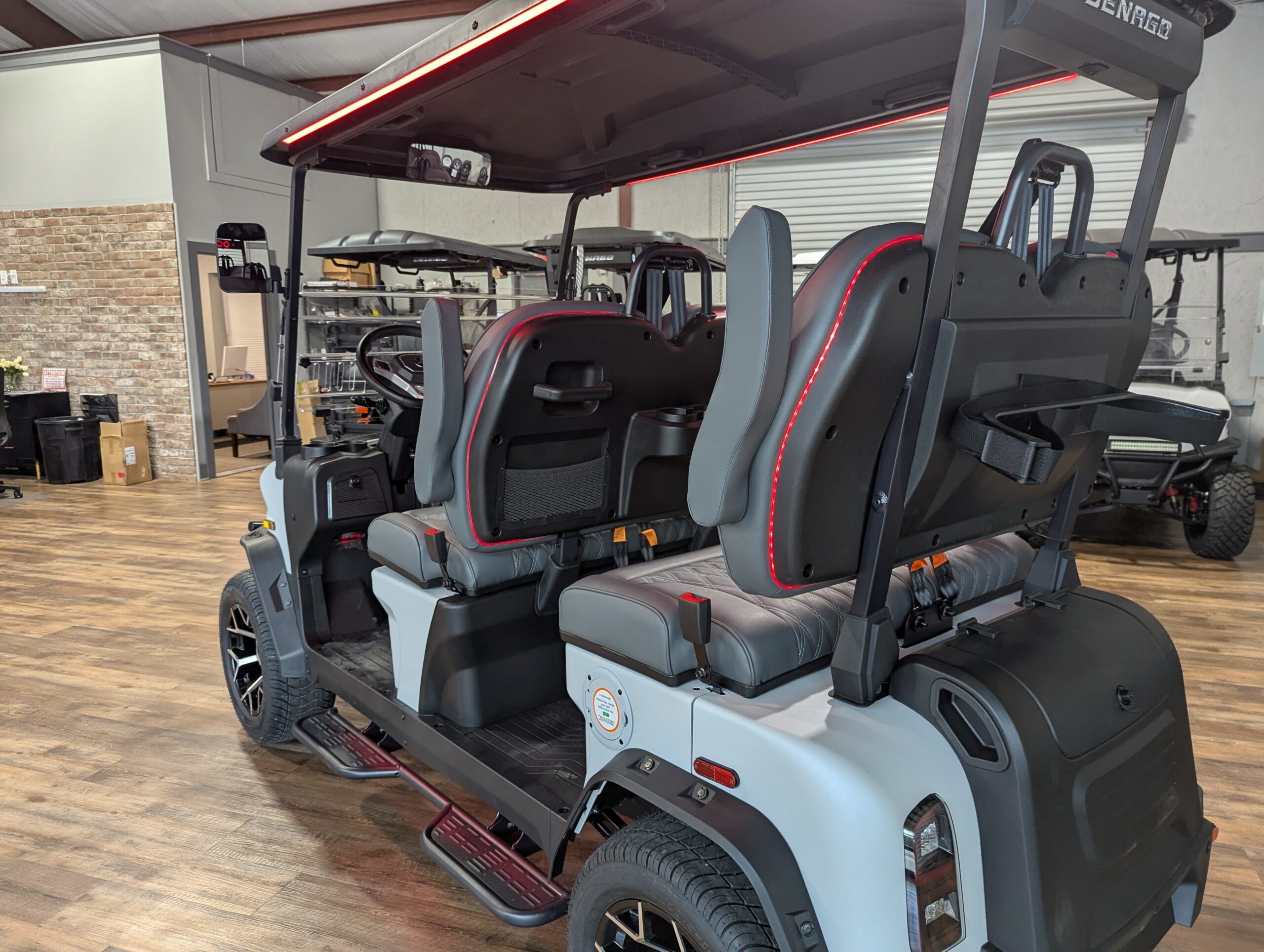 
								2026 Denago EV Rover XL full									