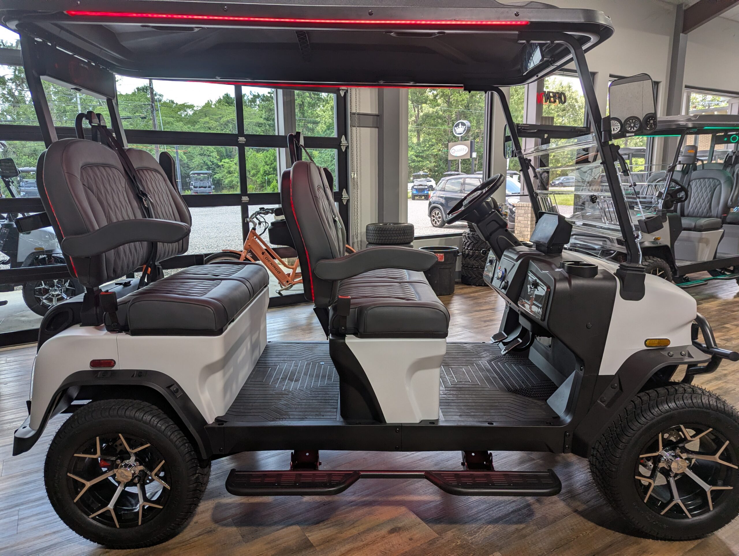 
								2026 Denago EV Rover XL full									