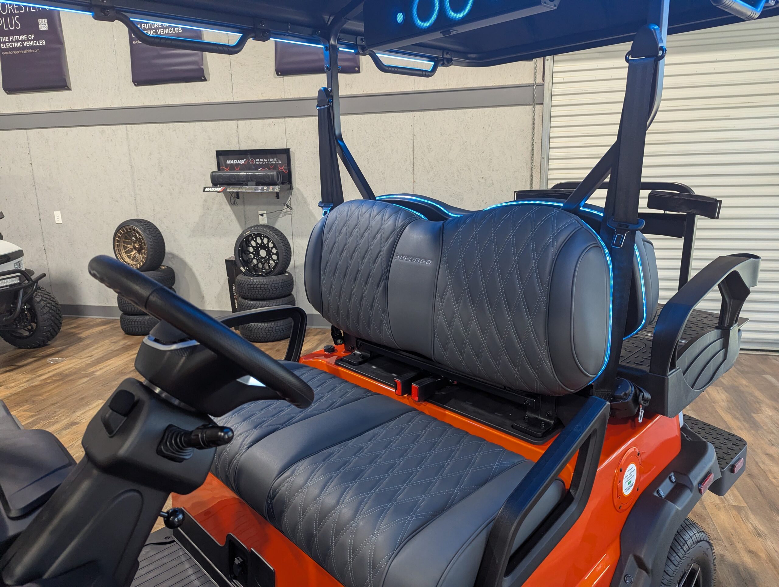 
								2026 Denago EV Nomad XL full									