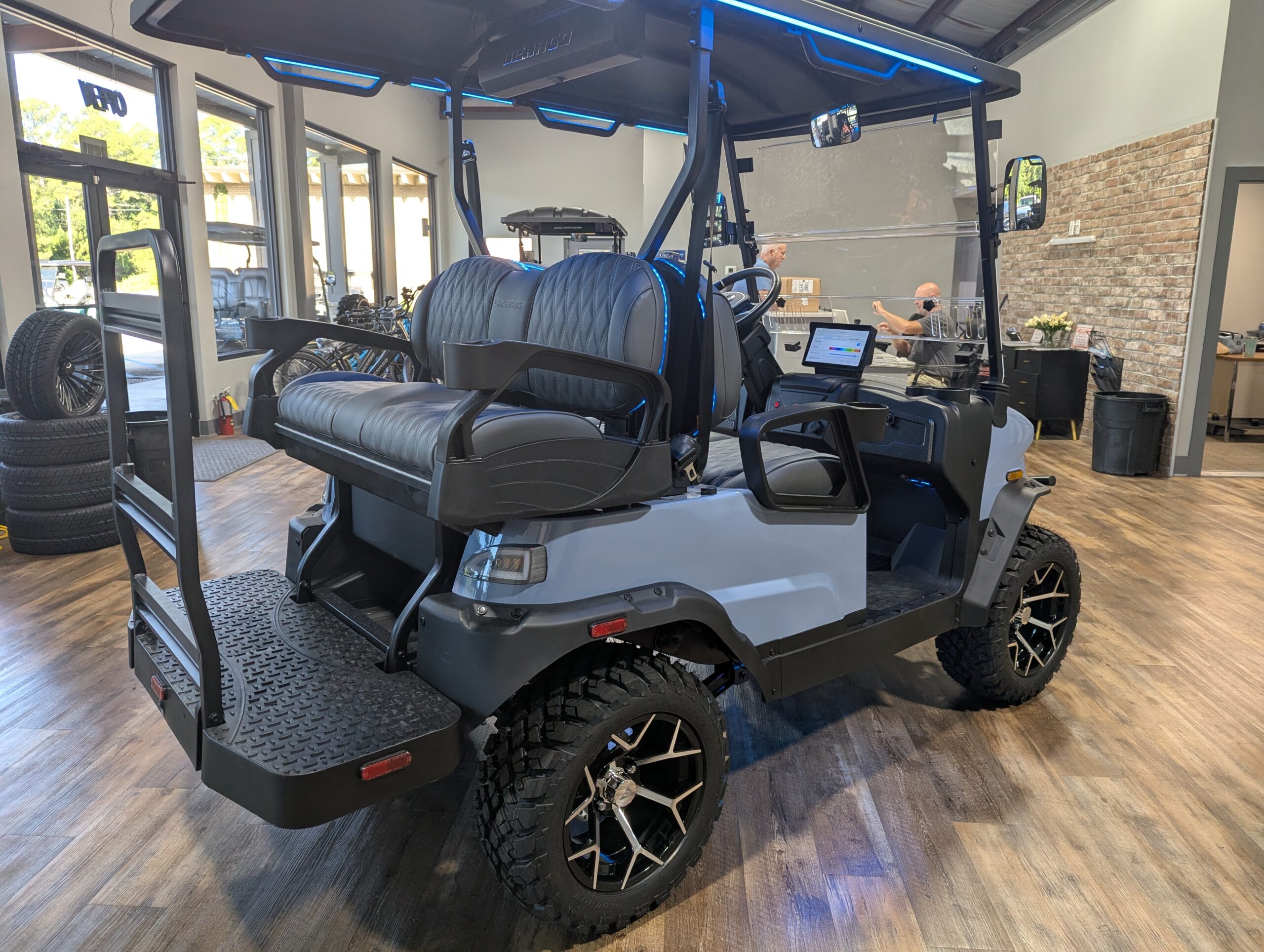 
								2026 Denago EV Nomad XL full									